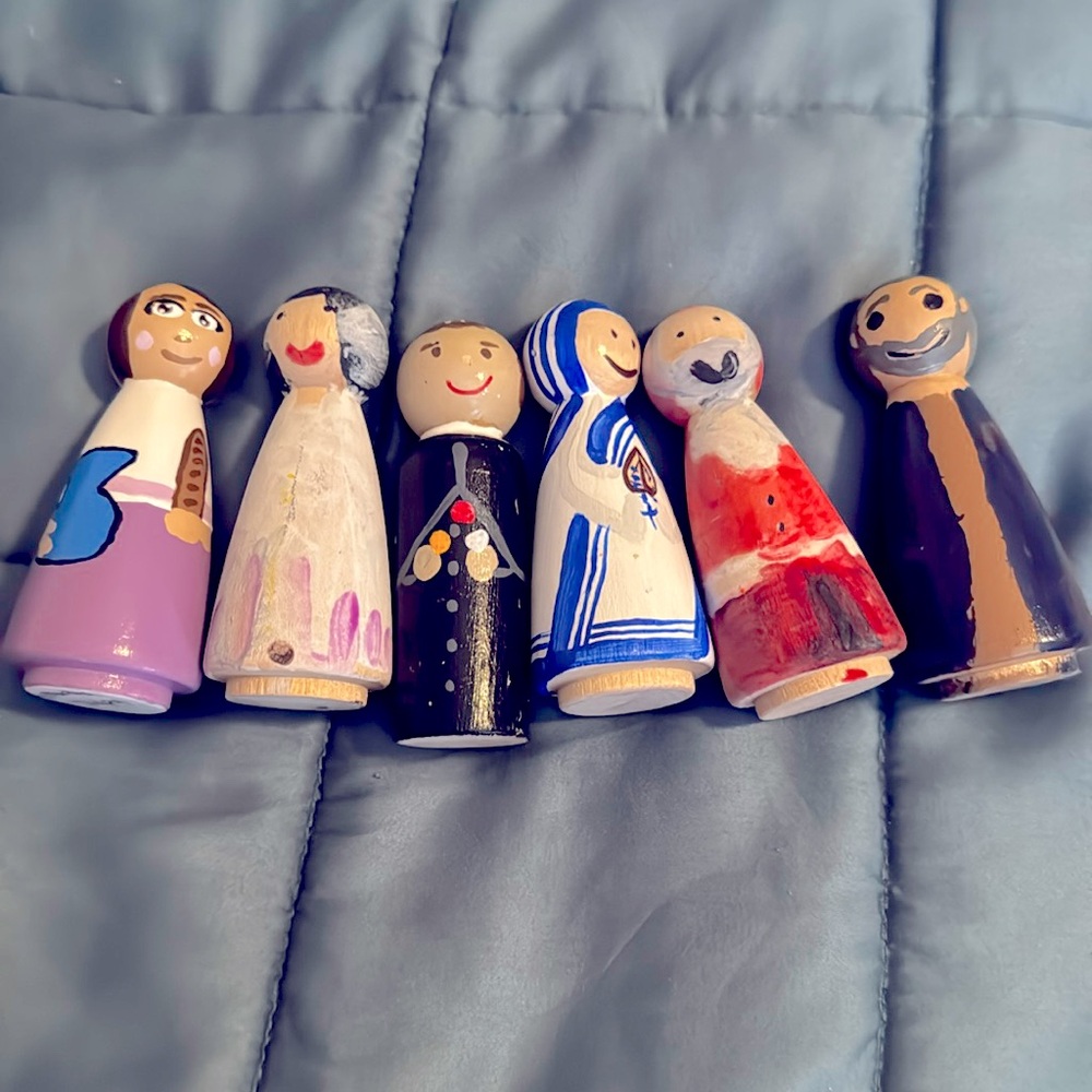 Christmas Handmade PEG Dolls St Mary, Saint Martha, etc 6 total holiday decor